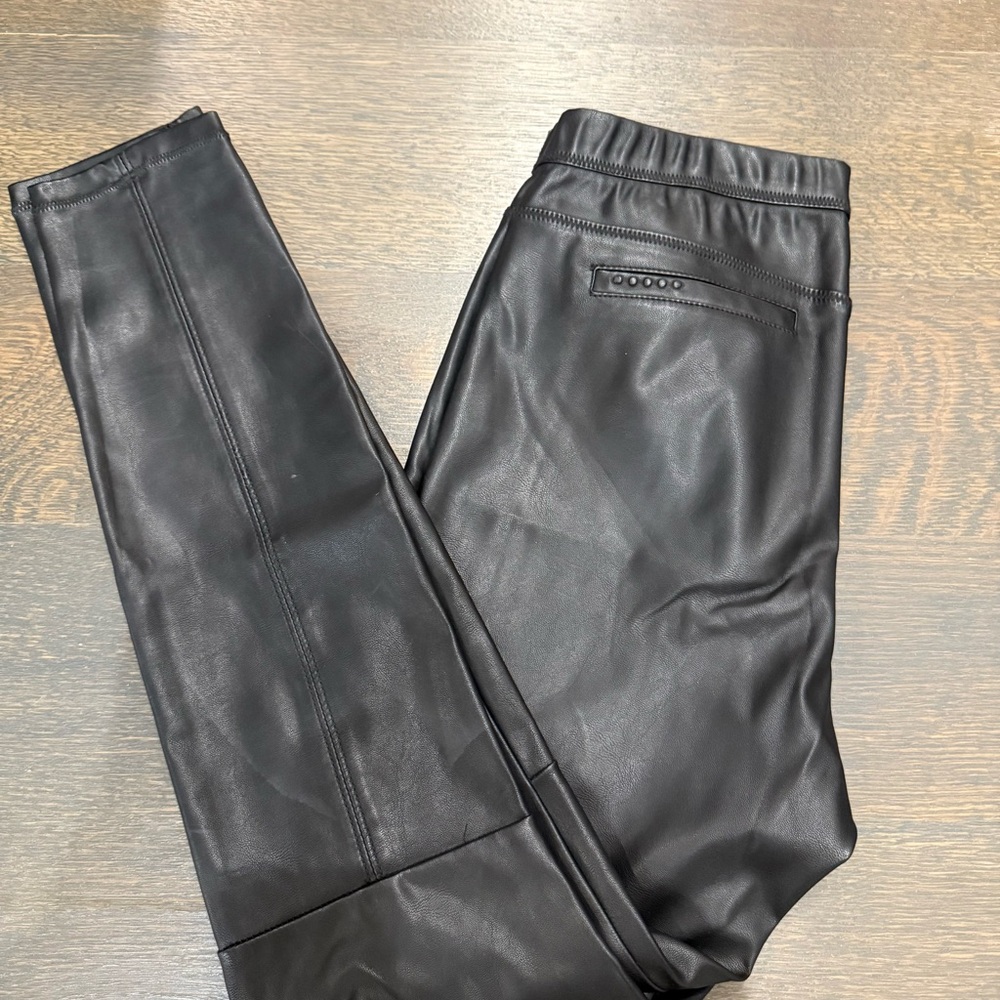 BlankNYC Luxury Vegan Leather Leggings, 6 - Picture 5 of 7